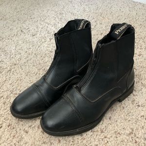Horse riding boots